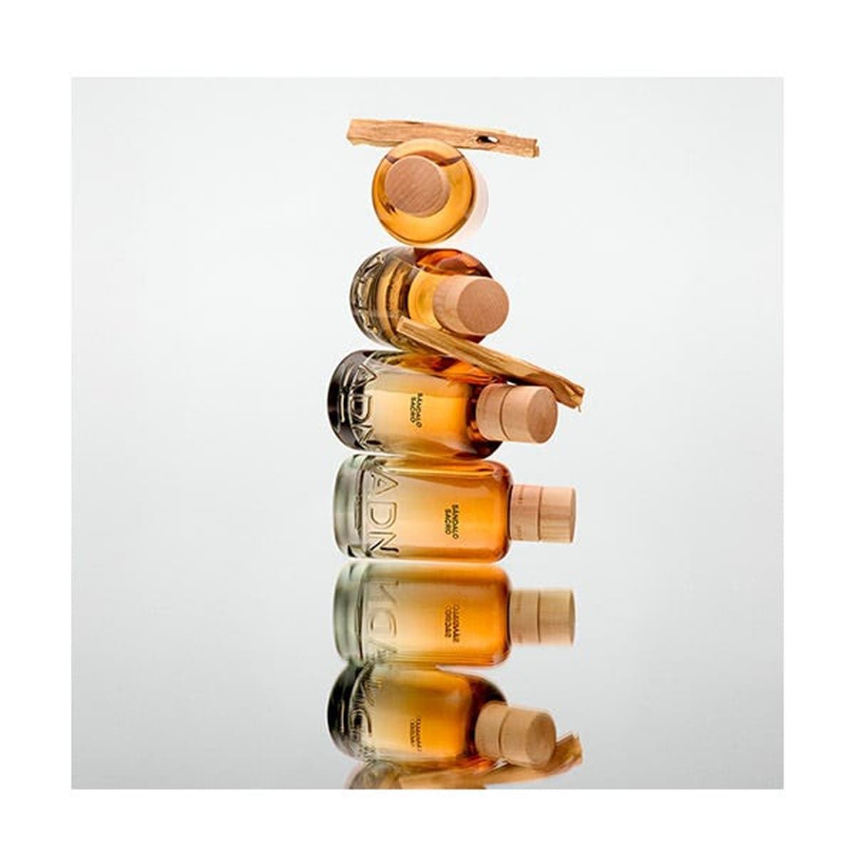 ADOLFO DOMINGUEZ Sándalo Sacro 100ML Eau de Parfum - Imagen 4