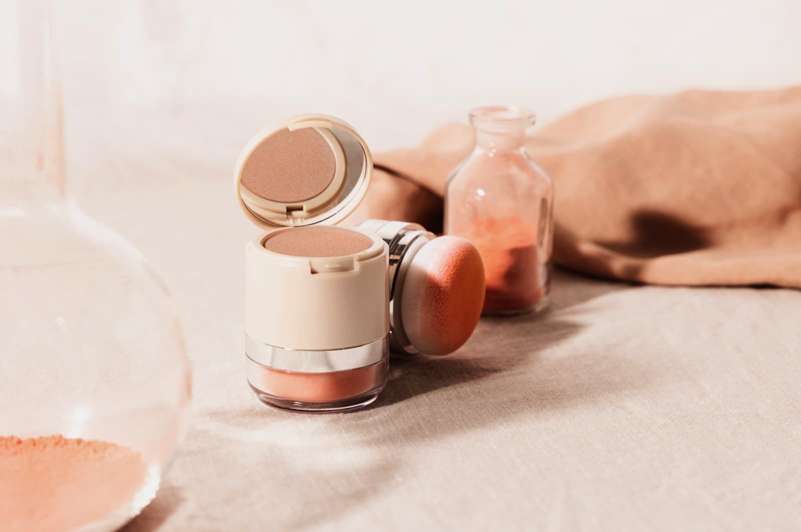 Mi-Ré Dual Colotere e iluminador Blush-Lit Blush & Highlighter - Imagen 4